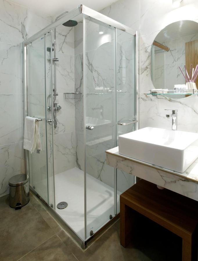 Cosmopolis Multi-Venue Apart otel Larnaca Dış mekan fotoğraf