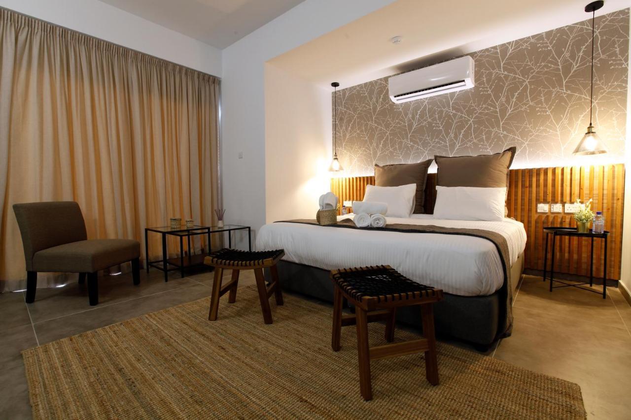 Cosmopolis Multi-Venue Apart otel Larnaca Dış mekan fotoğraf